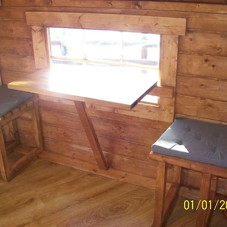 The Hobbit House Apartment Fort William Exterior photo