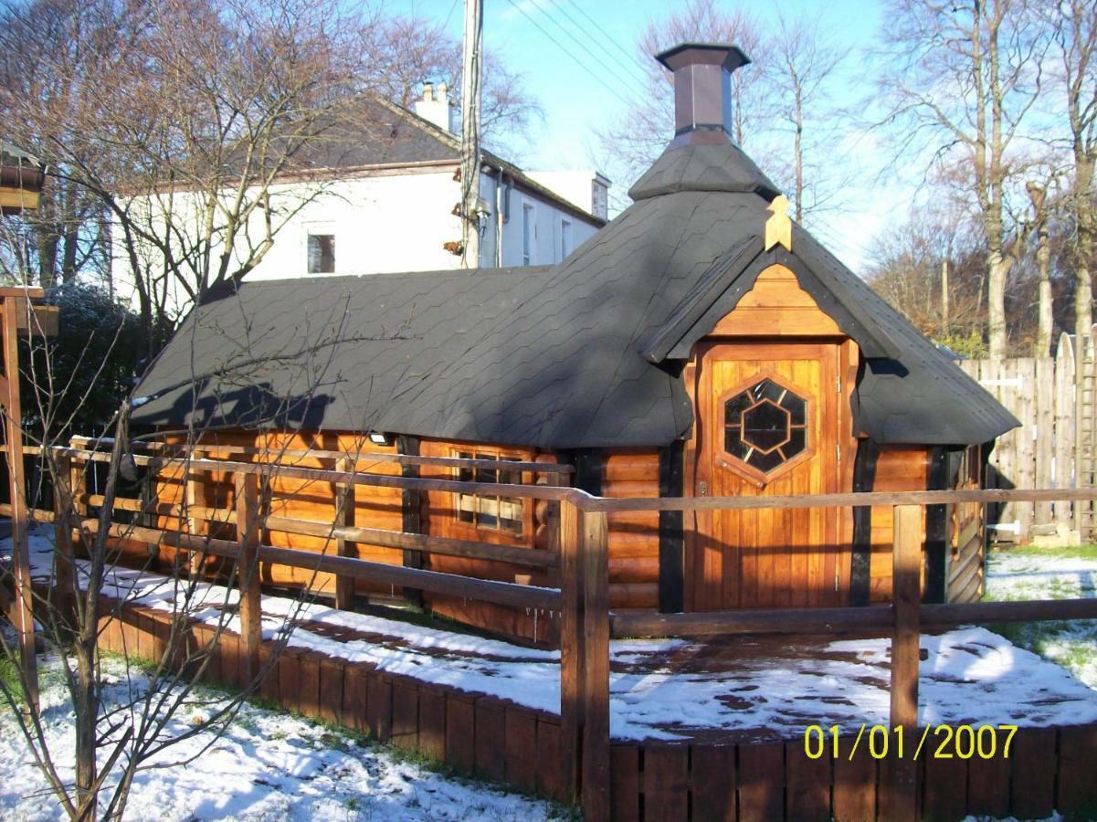 The Hobbit House Apartment Fort William Exterior photo