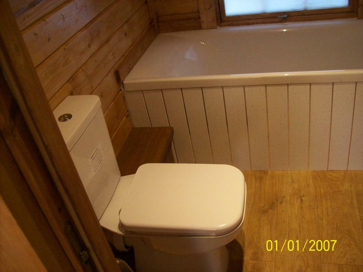 The Hobbit House Apartment Fort William Exterior photo