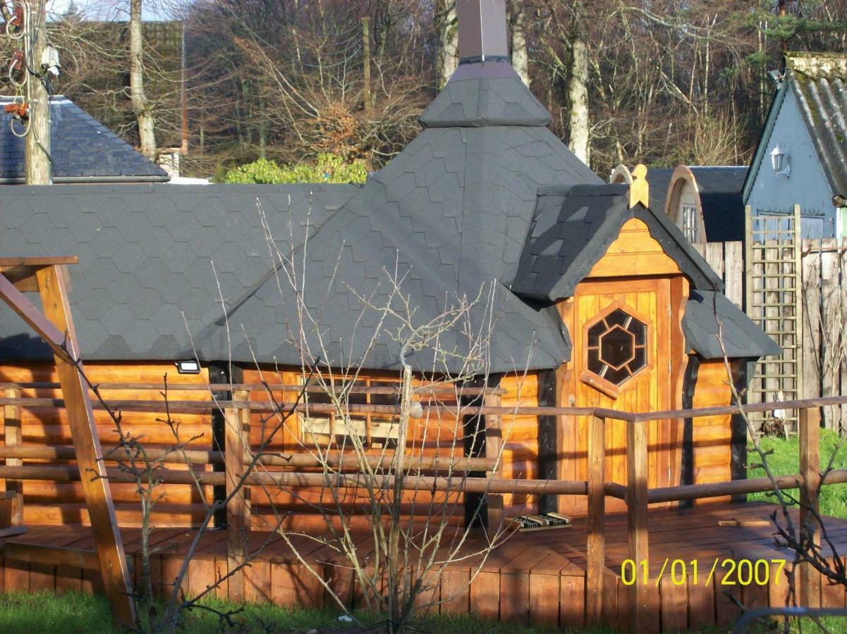 The Hobbit House Apartment Fort William Exterior photo